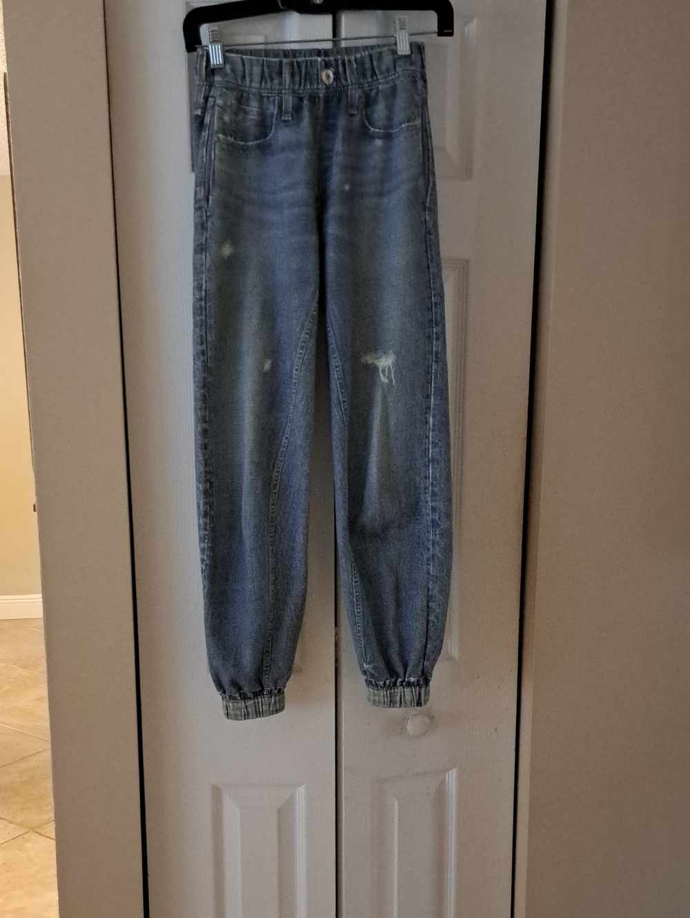 Rag & Bone Mirama Faux Jogger . LNWOT SzXXS Medium Blue Distressed Faux Jogger.